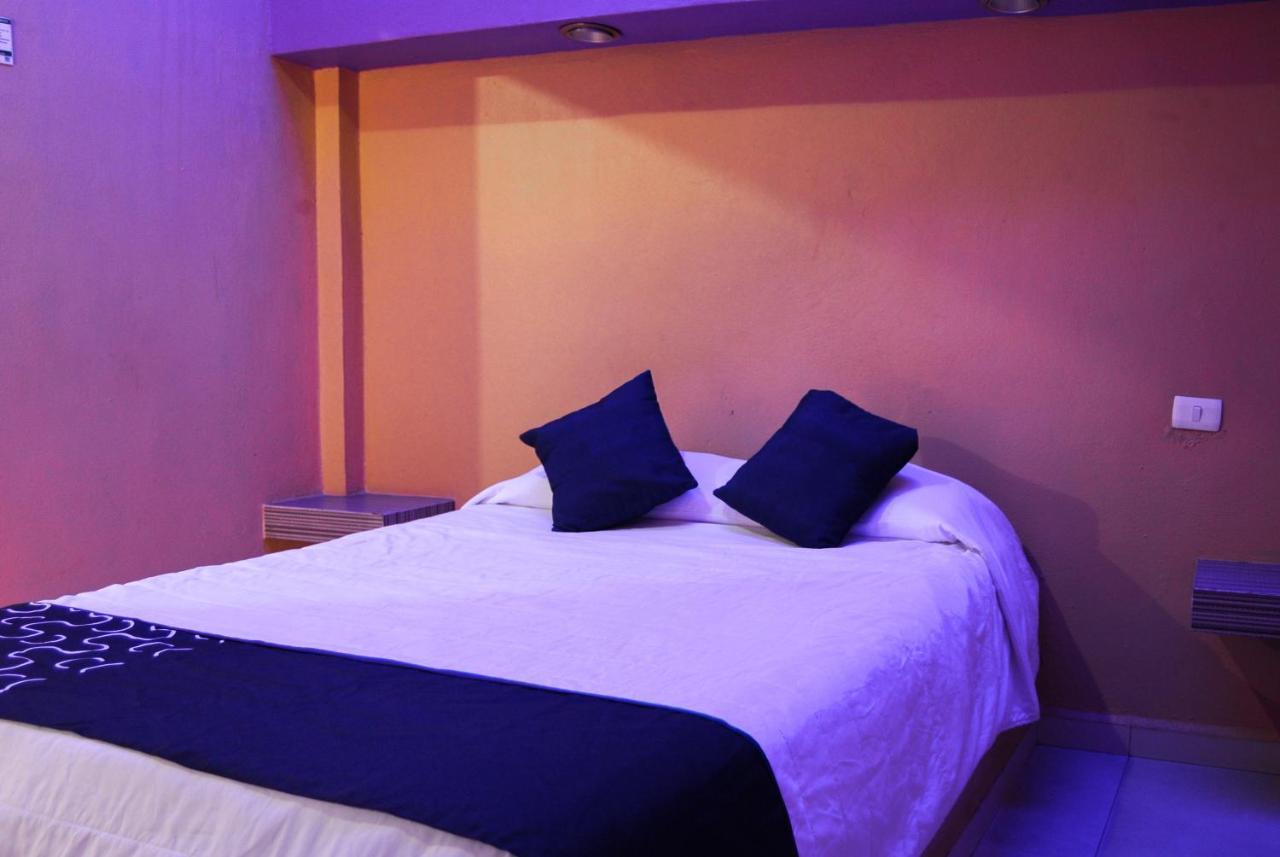 Hotel Oasis มอนแตร์เรย์ ภายนอก รูปภาพ